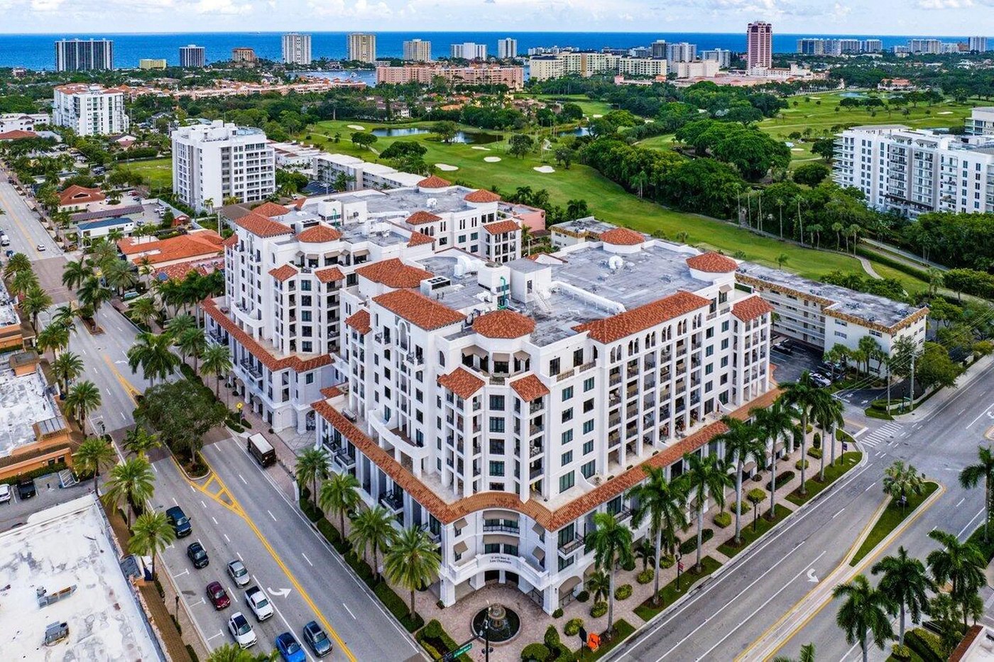 200 E Palmetto Park Road, Unit TH-2, Boca Raton, FL 33432